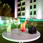 Lux Park - Hotel, & 4*