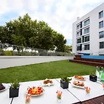 Lux Park - Hotel, & 4*