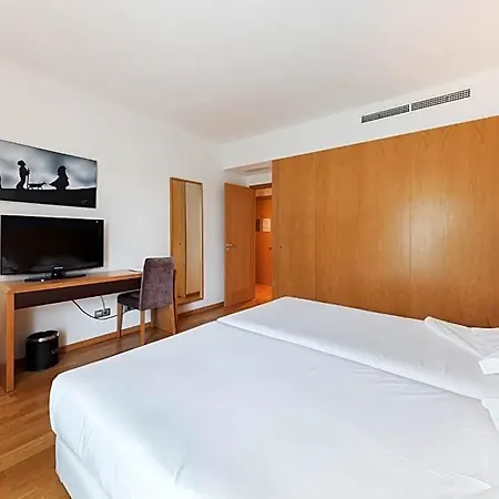 Lux Park - Hotel, & 4* Fatima
