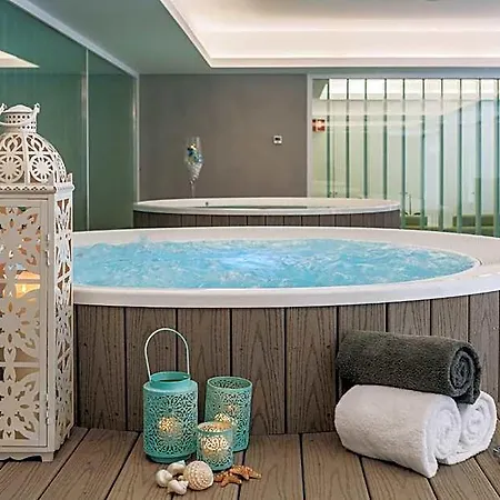 Hotel Lux Park - Hotel, & 4*