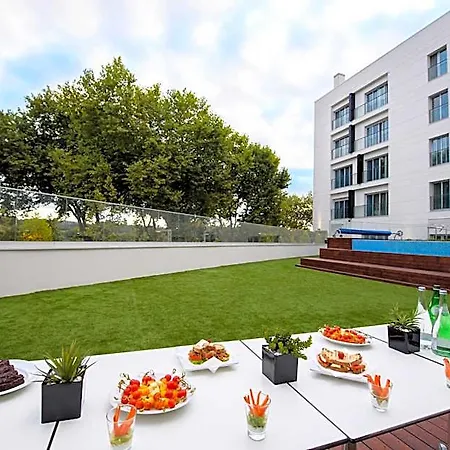Lux Park - Hotel, & Hotel 4*
