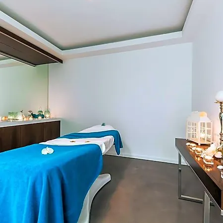 Hotel Lux Park - Hotel, & 4*
