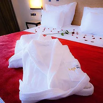 力士法蒂玛公园 - 酒店，套房及公寓 酒店 花地瑪