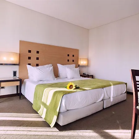 Lux Park - Hotel, & 4* Фатима