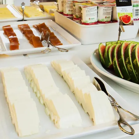 酒店 力士法蒂玛公园 - 酒店，套房及公寓 4*