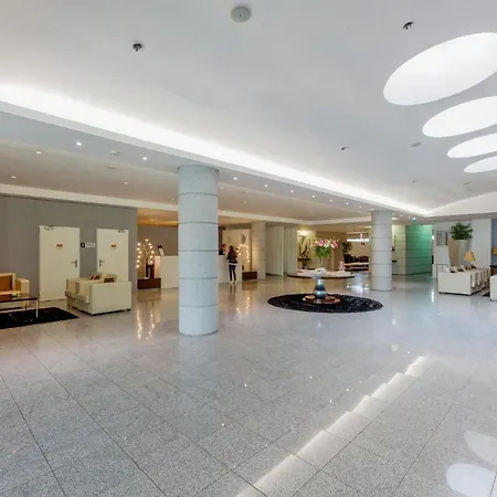 Lux Park - Hotel, & 4* Fátima
