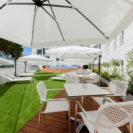 Lux Park - Hotel, & 4*