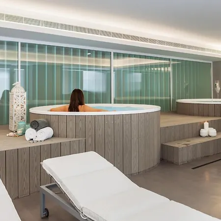 Lux Park - Hotel, & Hotel 4*