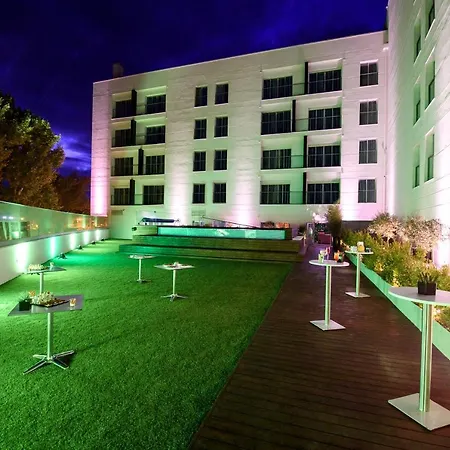 Lux Park - Hotel, & 4* Фатима