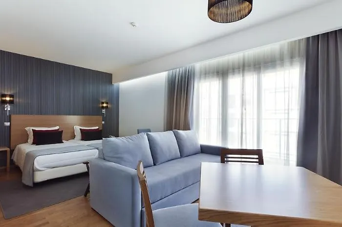 Lux Park - Hotel, & Szálloda